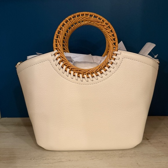 NWT Kate Spade Harbor Small Tote in Meringue – Pebbled Leather - Picture 4 of 16